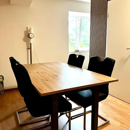 Apartamento Premium Für Teams&monteure 2 Schlafzimmer, Parkplatz&wlan