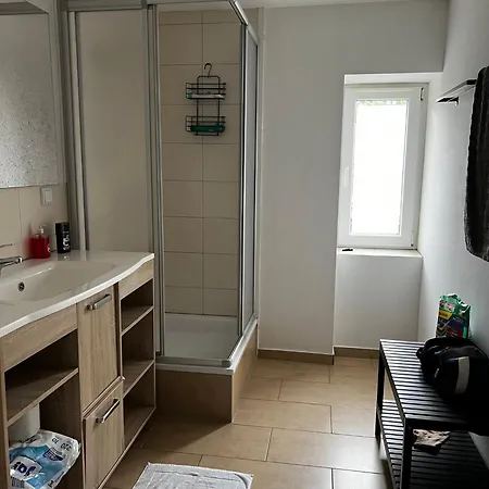 Premium Fuer Teams & Monteure 2 Schlafzimmer, Parkplatz & Wlan Leuna